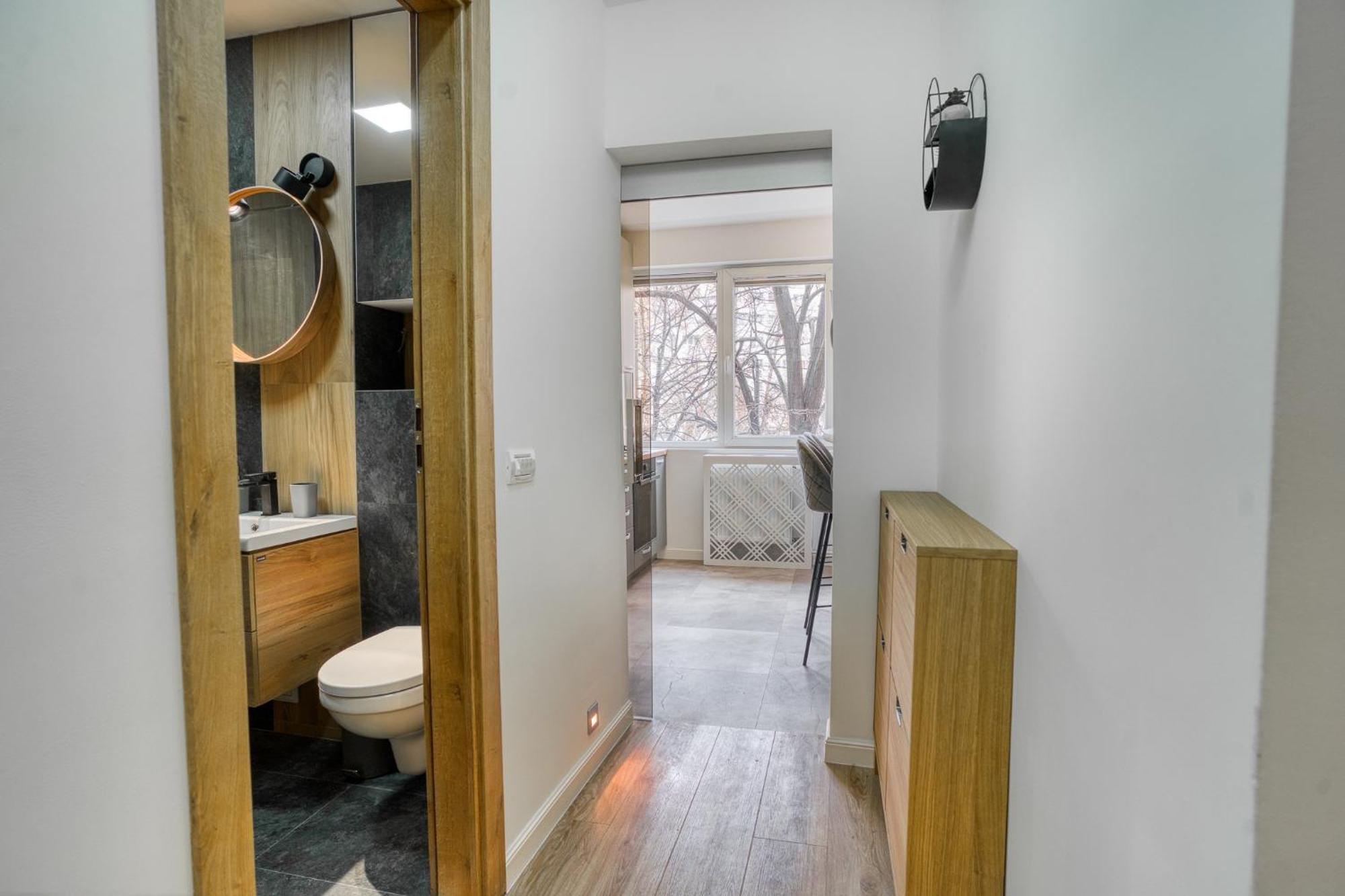 City Chic Retreat: Newly Renovated 1Br Apartment Bukarest Kültér fotó