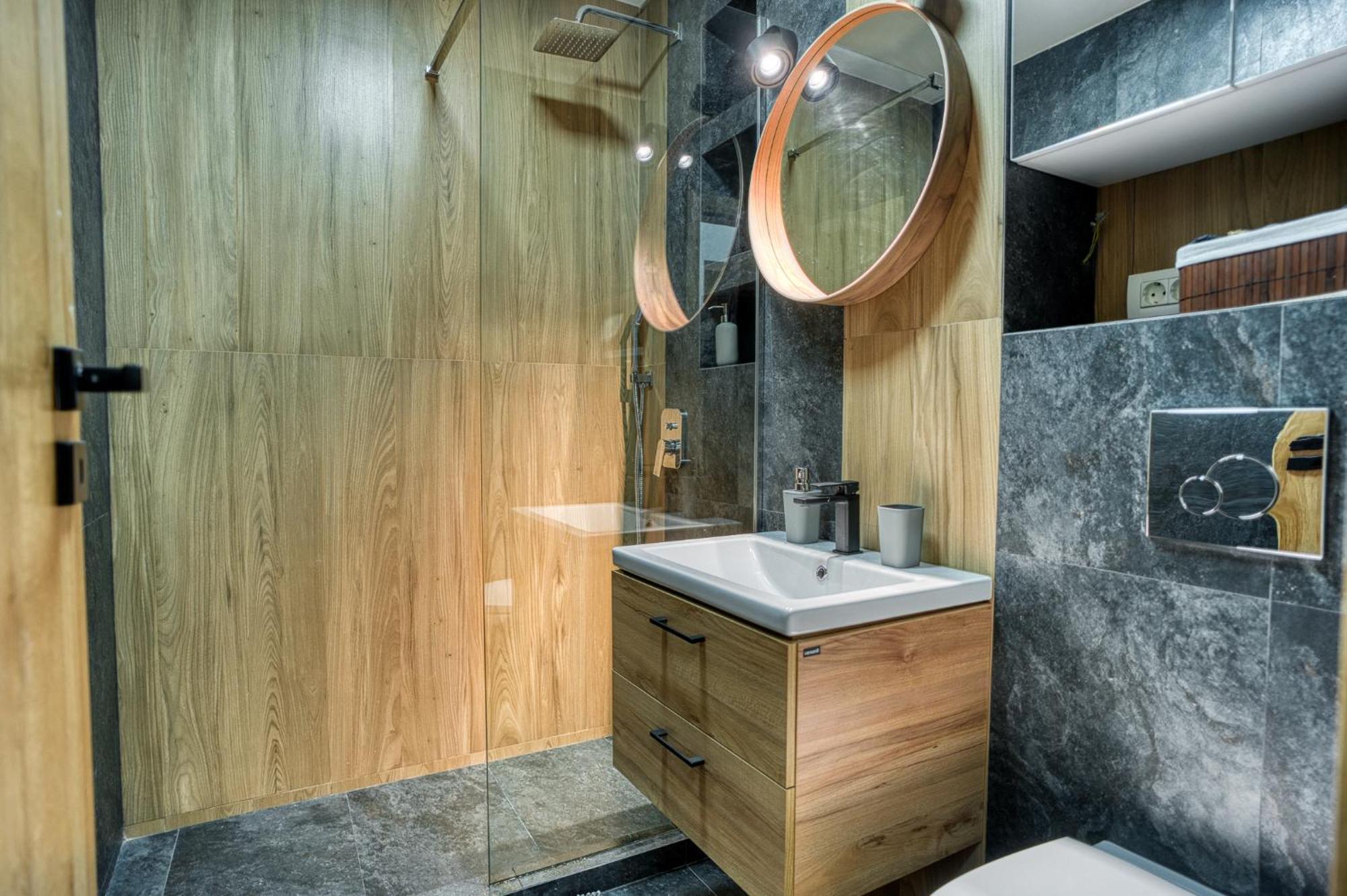 City Chic Retreat: Newly Renovated 1Br Apartment Bukarest Kültér fotó