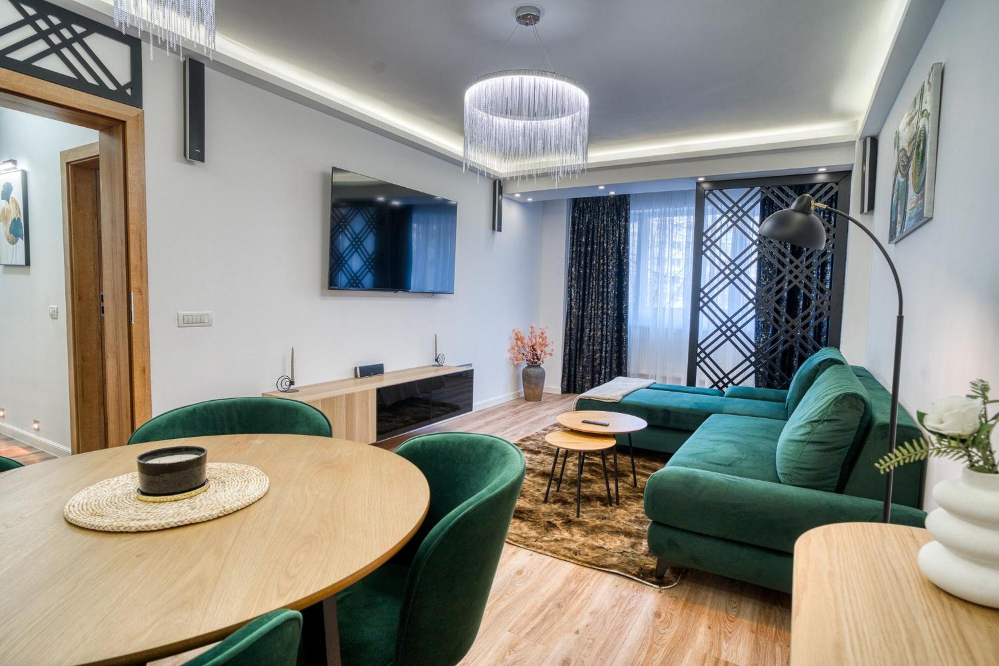 City Chic Retreat: Newly Renovated 1Br Apartment Bukarest Kültér fotó